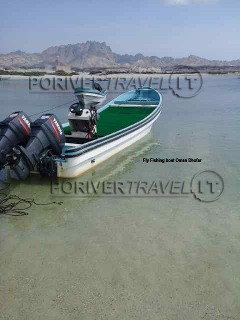 Oman Pesca Fly fishing in barca 